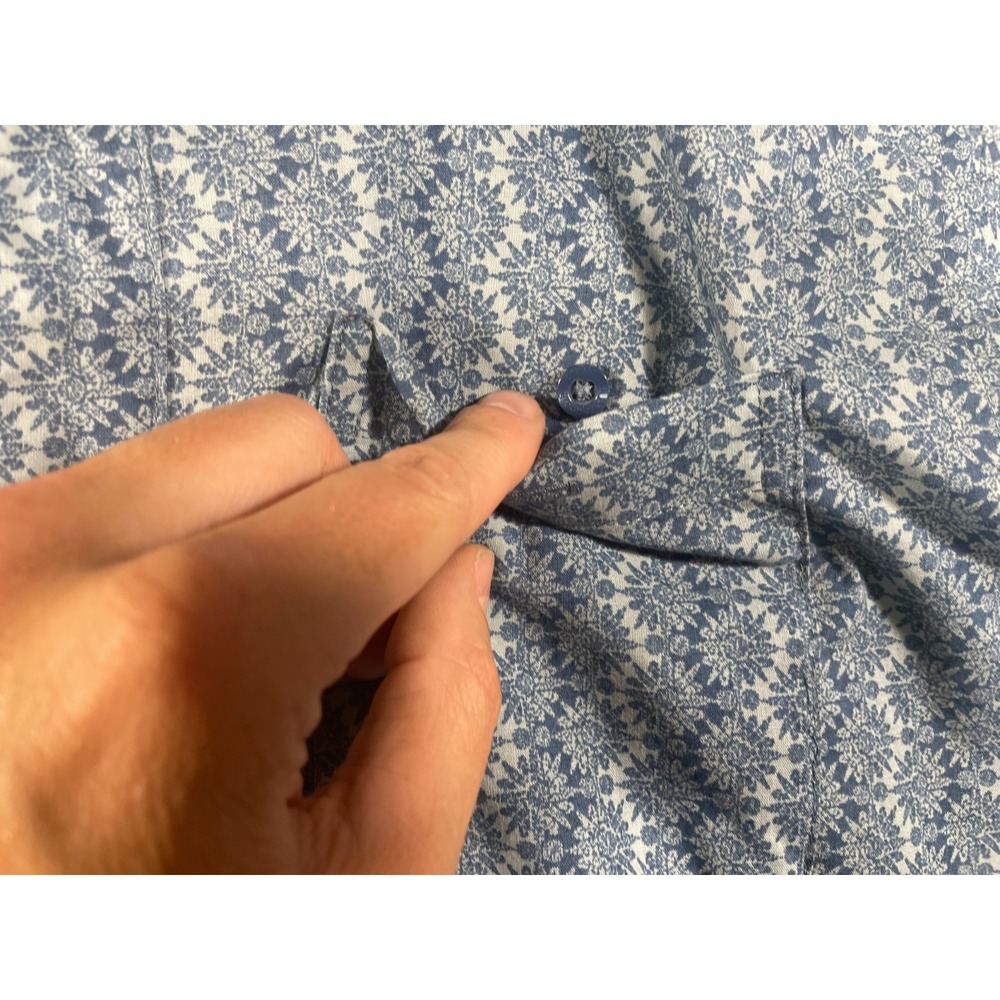 Patagonia Shirt Mens Medium Go To Floral Geometric Button Up 52691 Blue - Picture 5 of 12